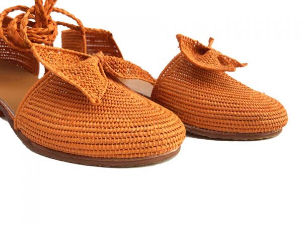 women flat raffia shoes