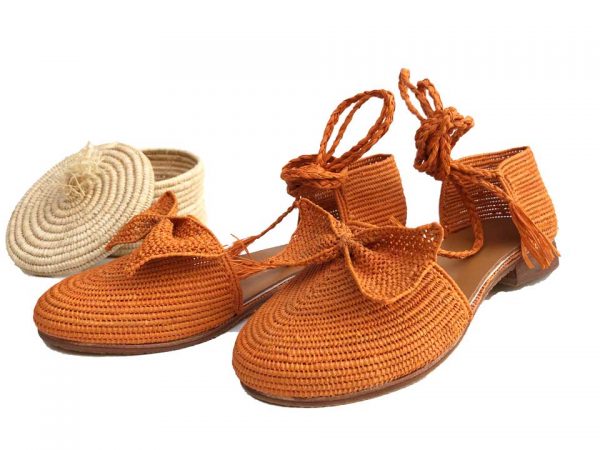 women flat raffia shoes
