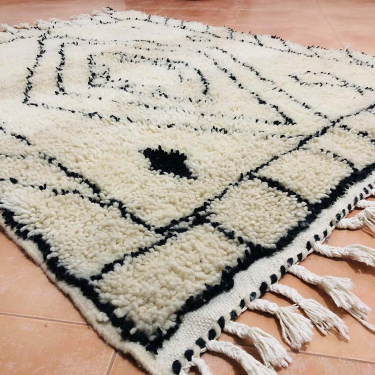 Moroccan Azilal Rug - Image 4