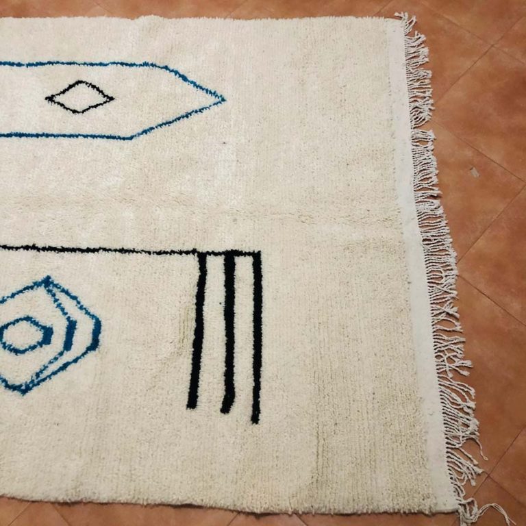Moroccan Azilal Rug - Image 4