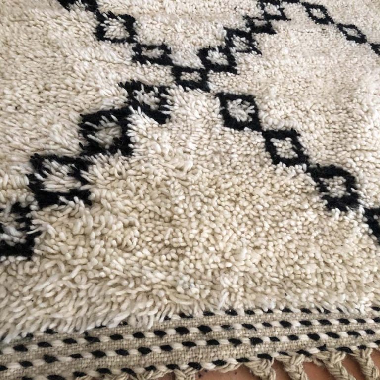 Moroccan Azilal Rug - Image 5