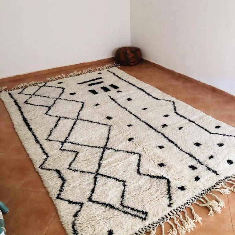 Moroccan Azilal Rug - Image 2