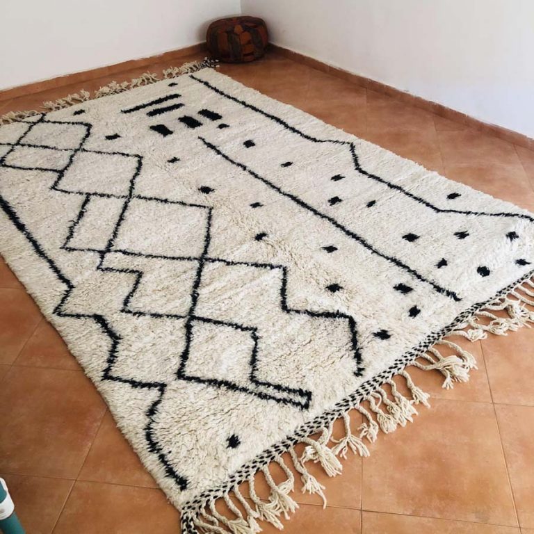 Moroccan Azilal Rug - Image 3