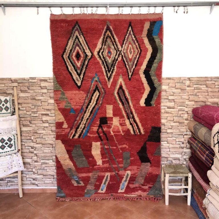 Moroccan Boujad Vintage Rug 5x8 - Image 1