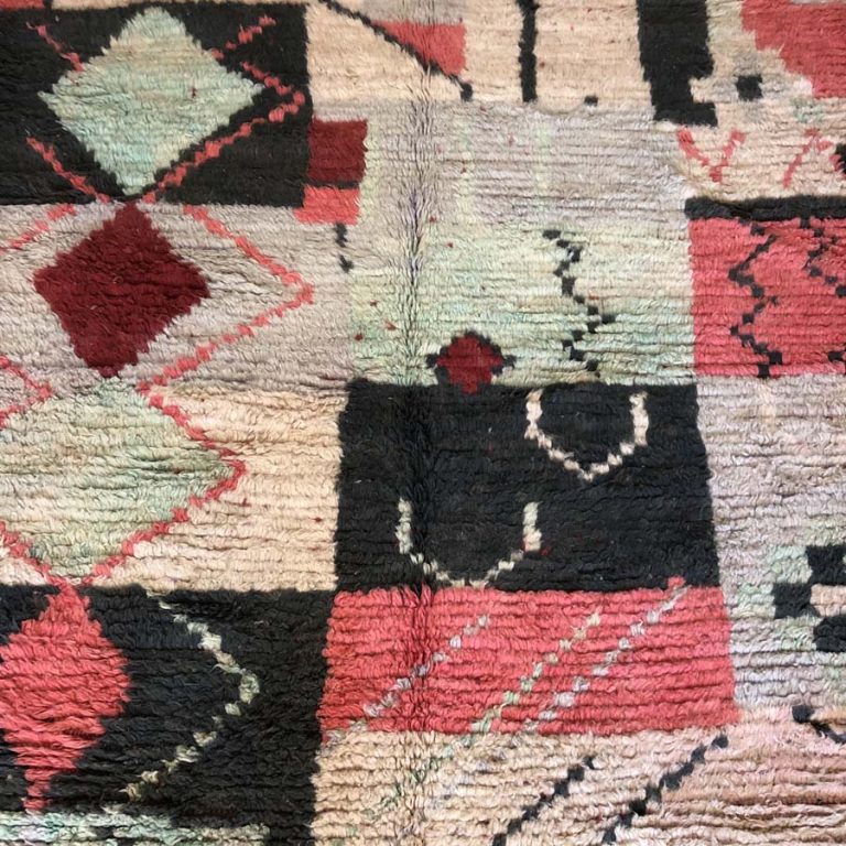 Moroccan Boujad Vintage Rug 5x8 - Image 3