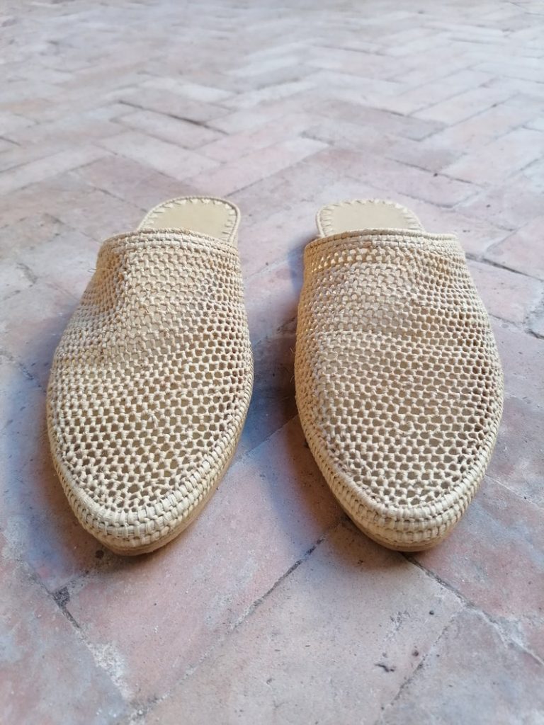 Natural Raffia Shoes slippers - Image 2